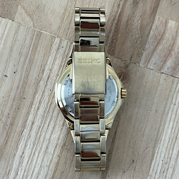 Seiko Coutura Ladies Watch Gold-Tone Bracelet Case White Dial Date Window main image 14